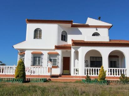 Vista exterior de Finca rústica en venda en Alosno amb Aire condicionat, Calefacció i Jardí privat