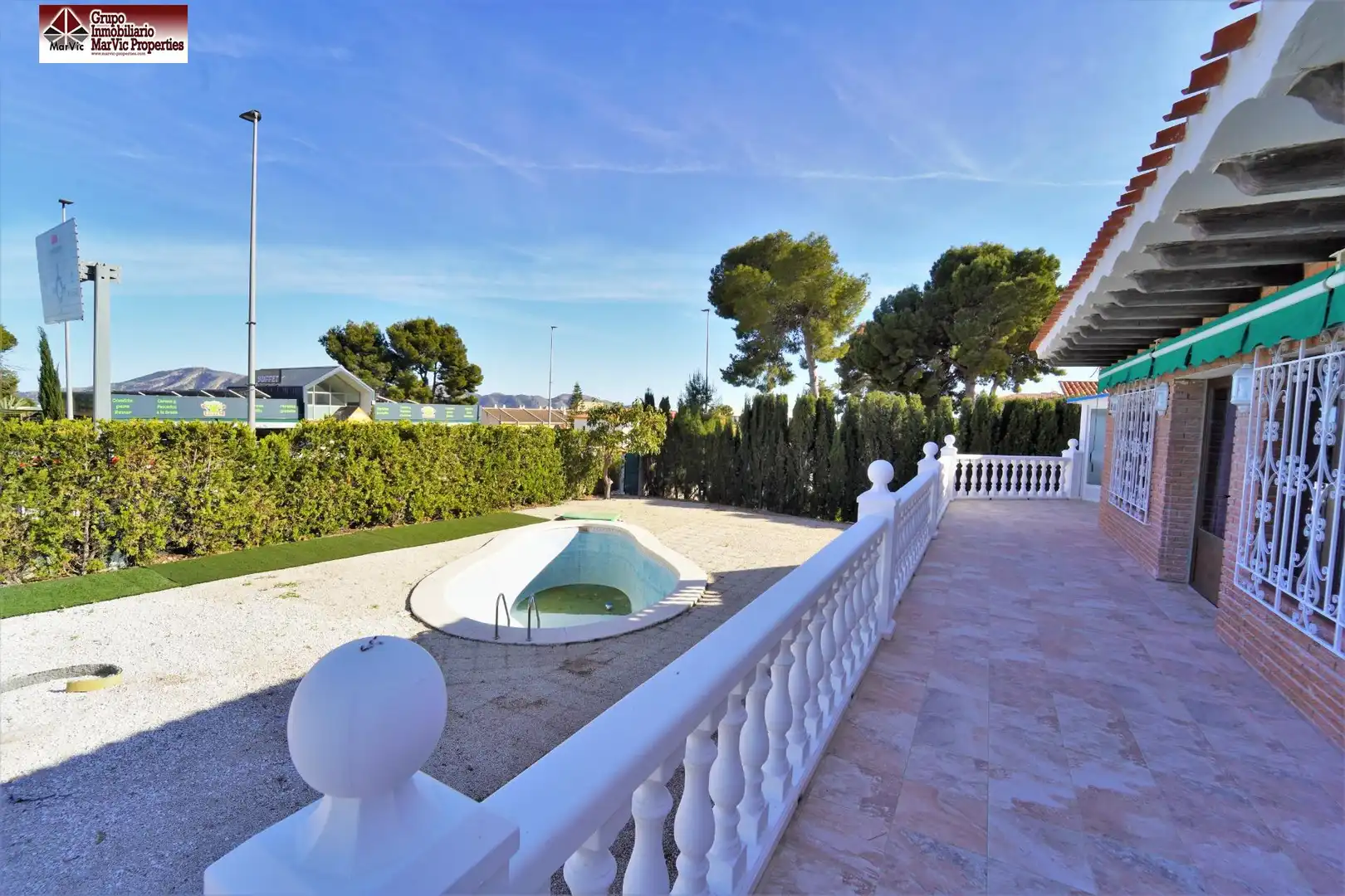 Chalet con piscina en venta en Coloma, imagen 54