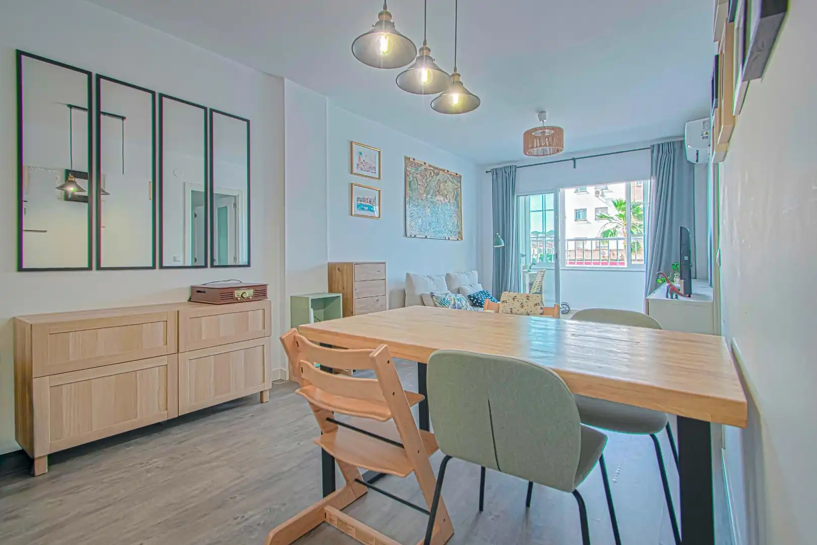 Esszimmer von Wohnung zum Verkauf in Montequinto mit Klimaanlage, Privatgarten und Terrasse