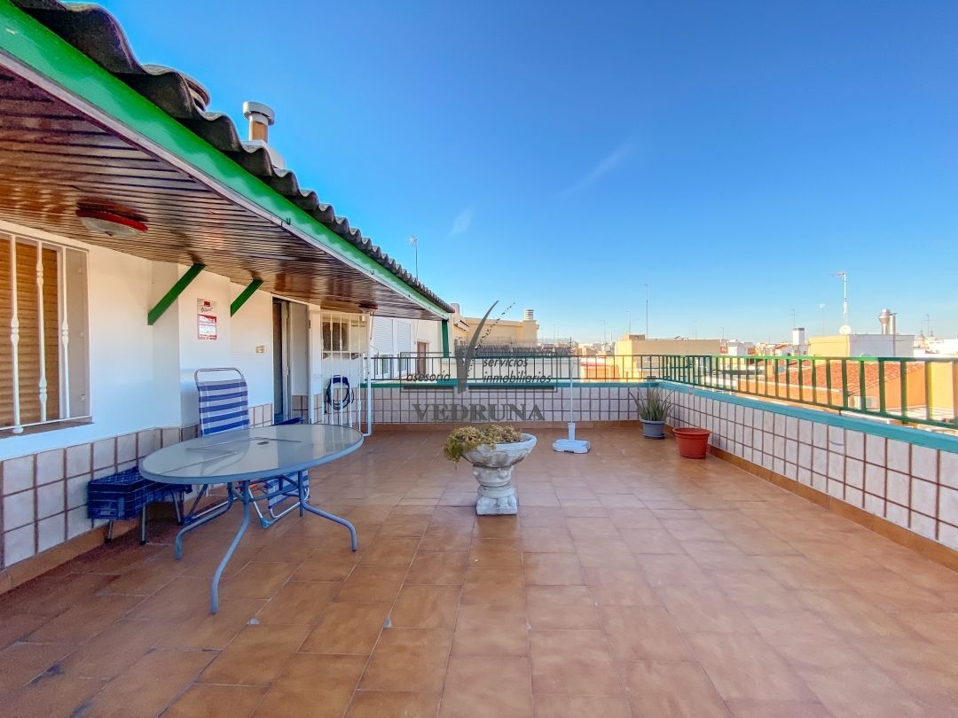 Terrassa de Àtic en venda en  Zaragoza Capital amb Aire condicionat, Calefacció i Terrassa