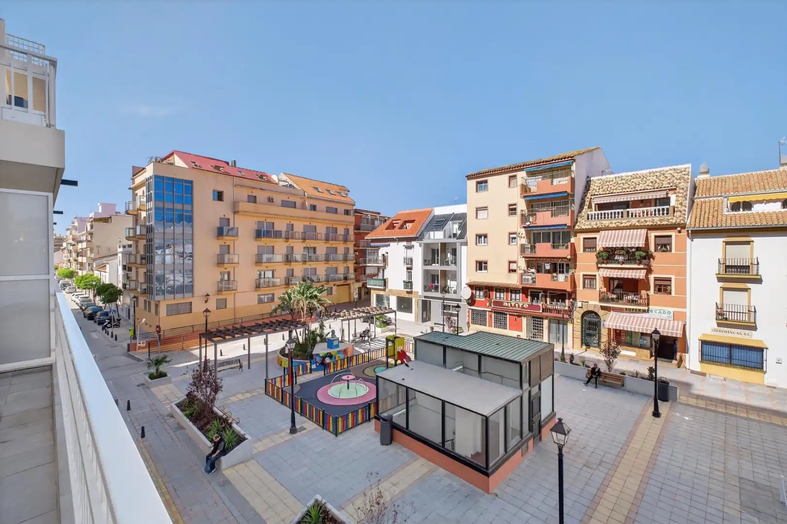 Vista exterior de Pis en venda en Fuengirola amb Aire condicionat i Terrassa