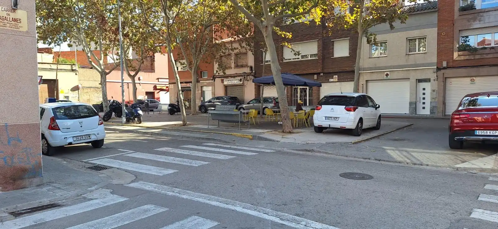 Vista exterior de Casa o xalet en venda en Sabadell amb Aire condicionat, Jardí privat i Terrassa
