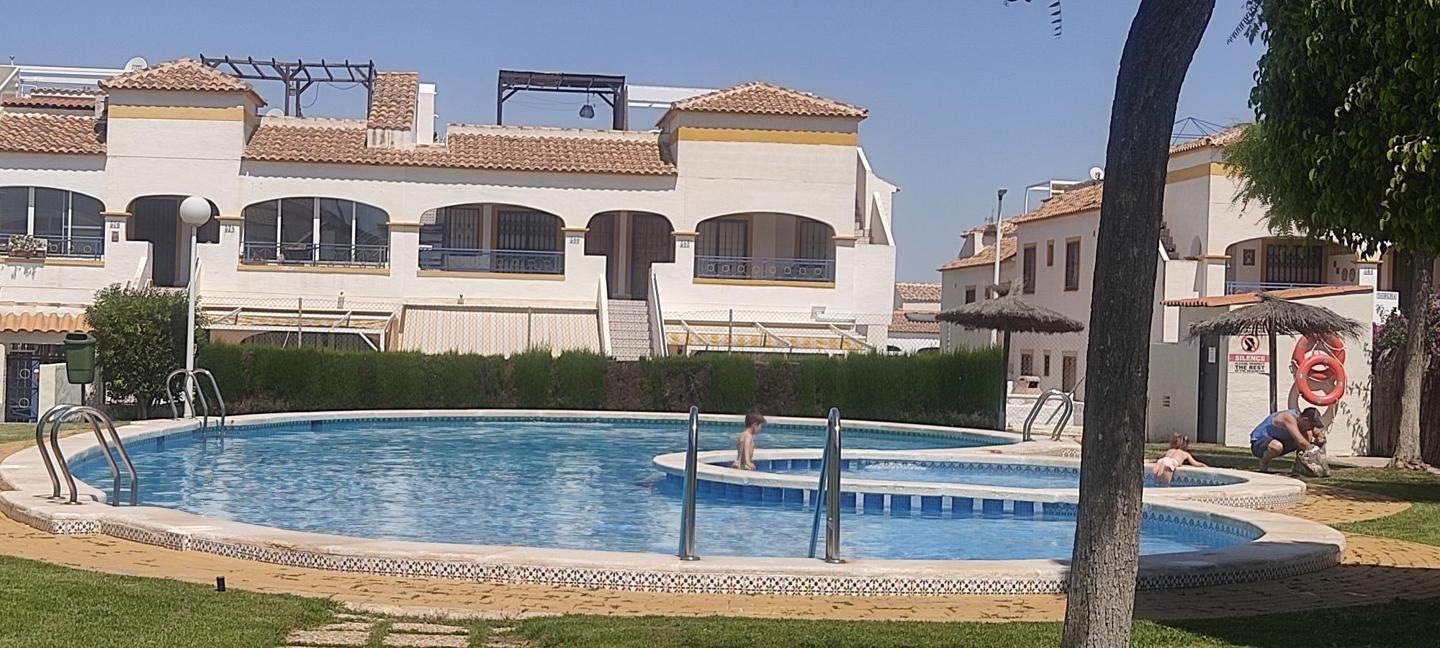 Piscina de Pis en venda en Santa Pola amb Aire condicionat, Terrassa i Piscina comunitària