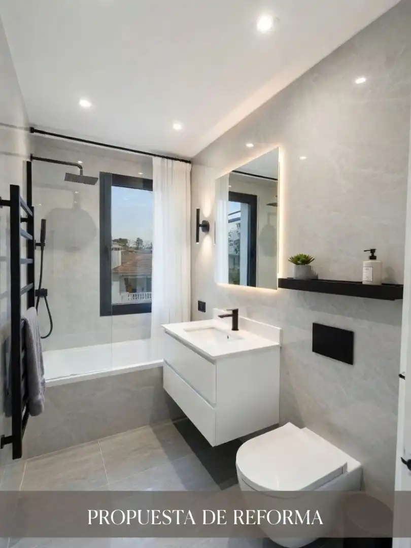 Bany de Apartament en venda en Torredembarra amb Terrassa, Moblat i Forn