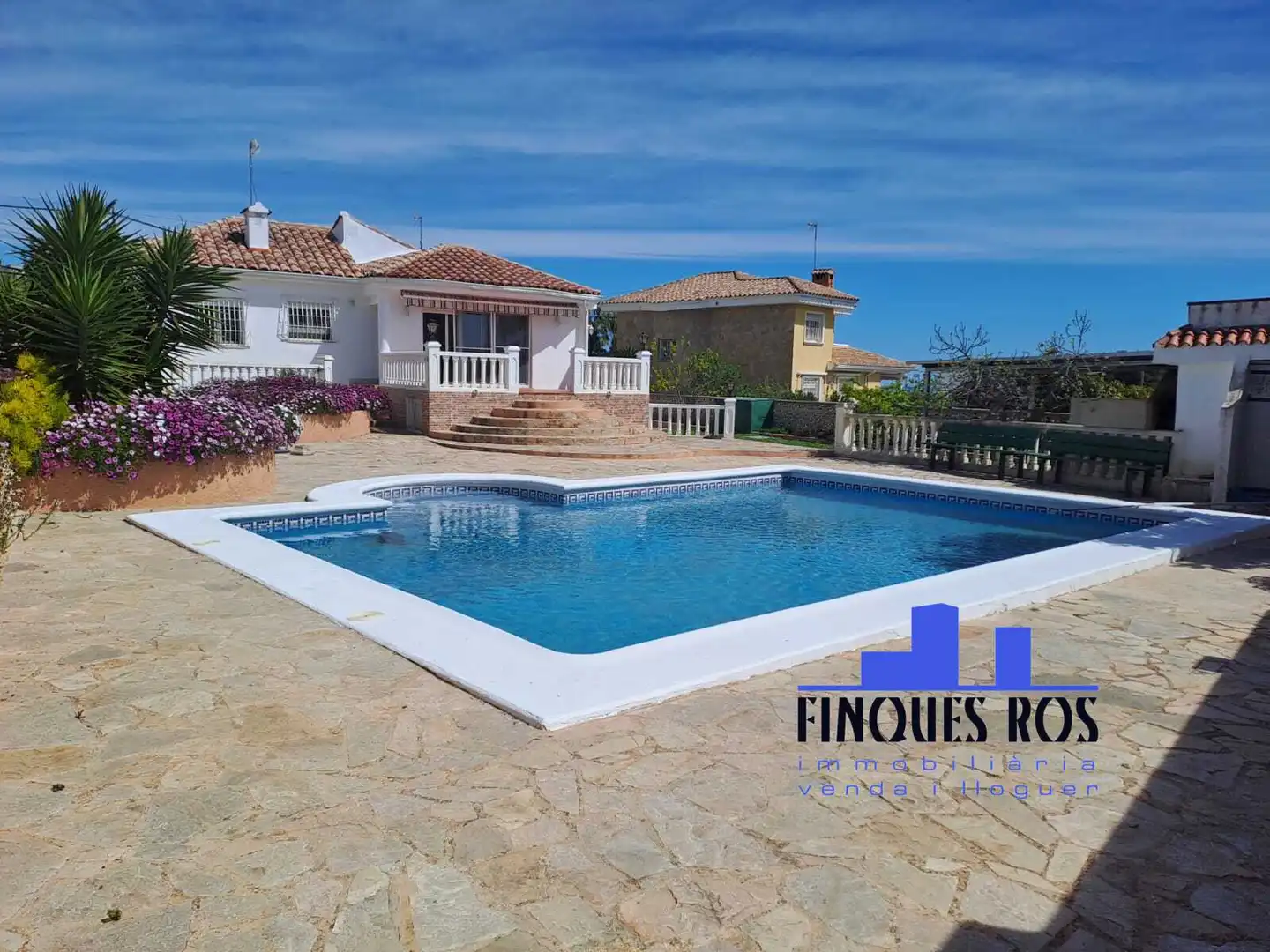 Swimming pool of Houses for sale in Vinaròs  with Air Conditioner, Heating and Private garden