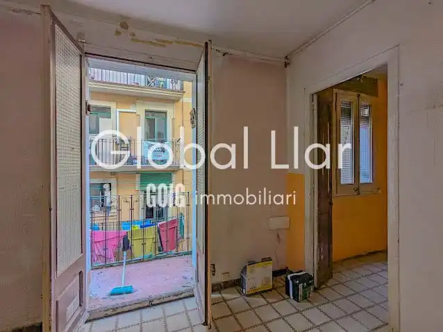 Exterior view of Flat for sale in Barcelona  with Balcony