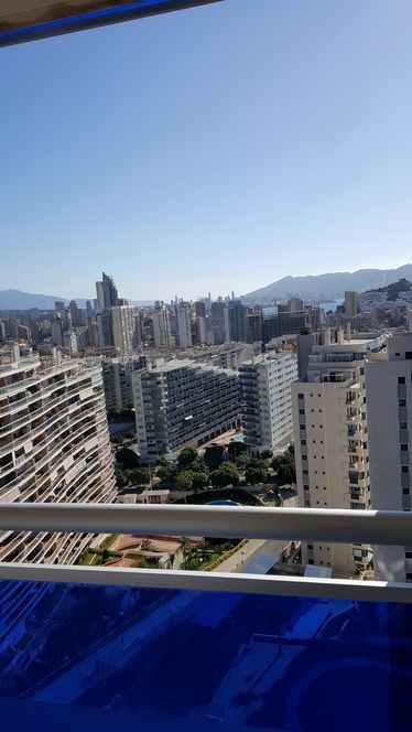 Vista exterior de Pis en venda en Villajoyosa / La Vila Joiosa amb Aire condicionat, Calefacció i Terrassa