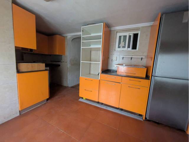 Piso en Venta en Sol en Txabarri - La Unión - Vista Alegre