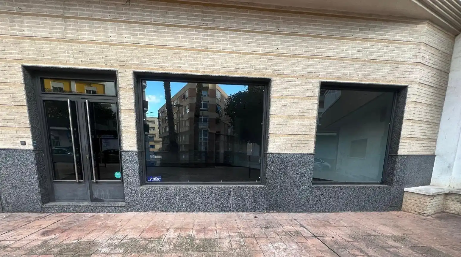 Local comercial en alquiler en Plaza de Toros - Avenida Chapí - Trinquete, imagen 2