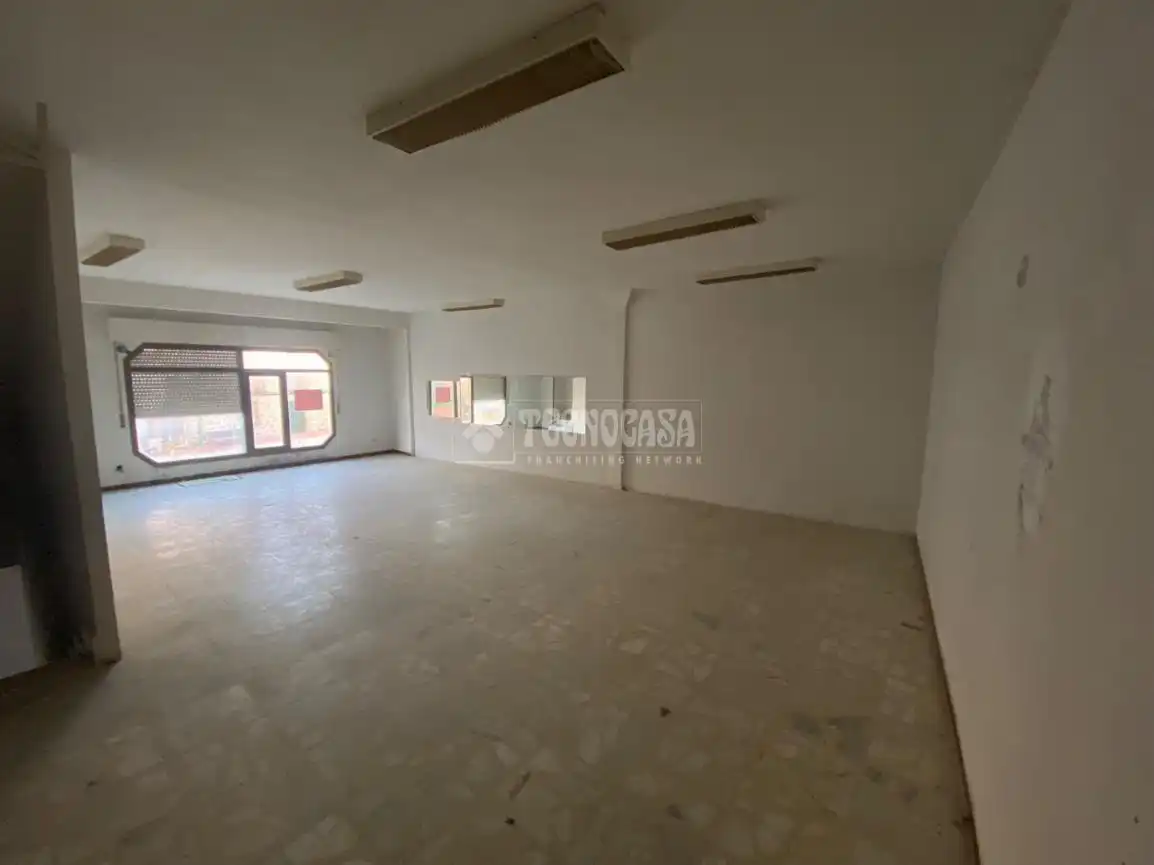 Commercial properties for sale in Cenicientos