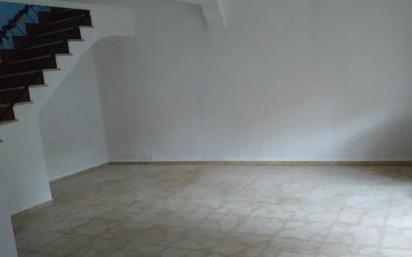 Casa o xalet en venda en Madrigueras amb Terrassa i Traster