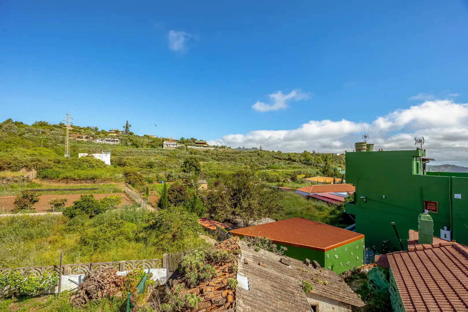 Exterior view of Houses for sale in Vega de San Mateo  with Private garden, Terrace and Furnished