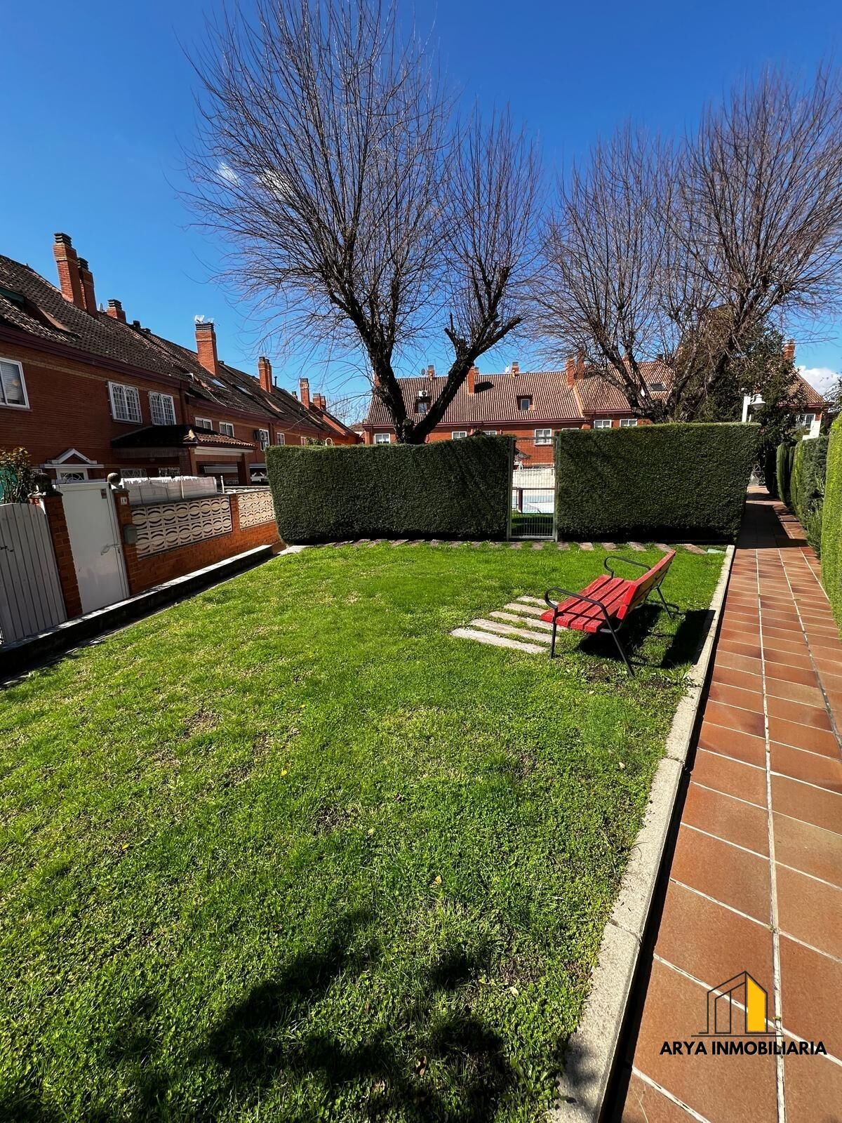 Jardí de Casa o xalet en venda en Mejorada del Campo amb Aire condicionat, Calefacció i Jardí privat