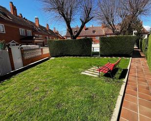 Garden of House or chalet for sale in Mejorada del Campo  with Air Conditioner, Heating and Private garden