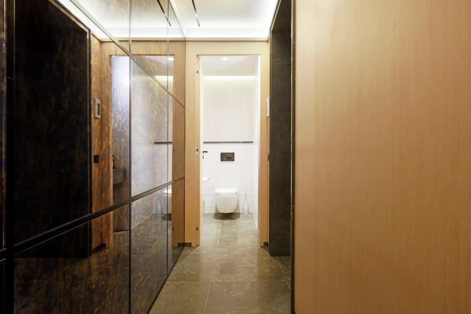 Bathroom of Flat for sale in Eixample