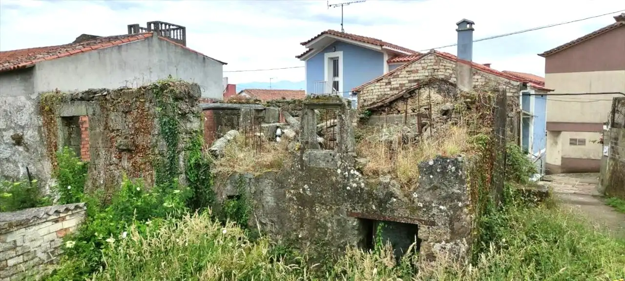 Residential zum Verkauf in De Cruz, A Guarda