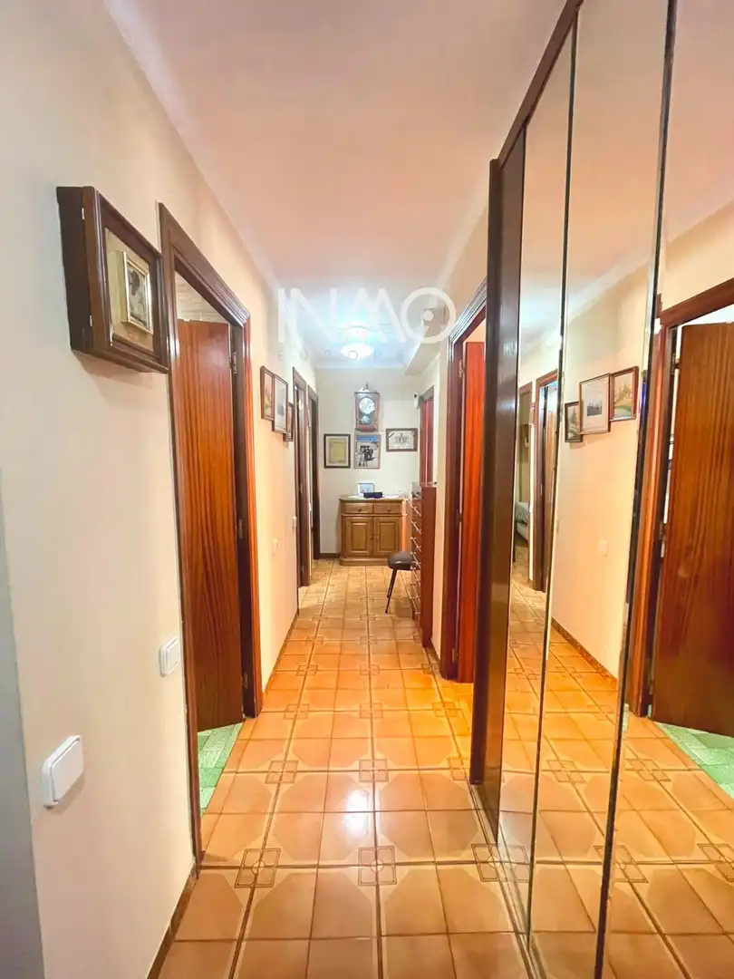 Piso en venta en Rubí con Aire acondicionado, Calefacción y Terraza