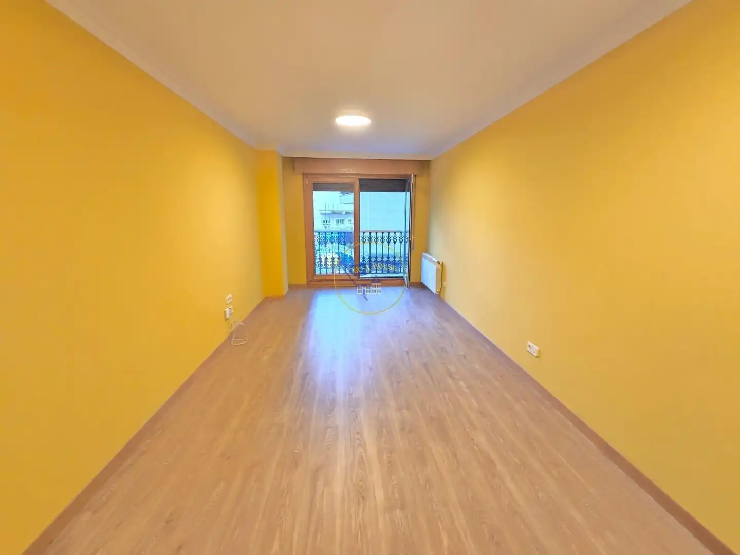 Living room of Apartments for rent in Vigo   with Heating, Parquet flooring and Storage room