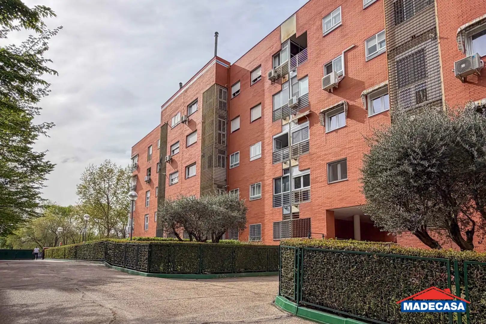 Vista exterior de Pis en venda en Alcobendas amb Aire condicionat, Calefacció i Terrassa