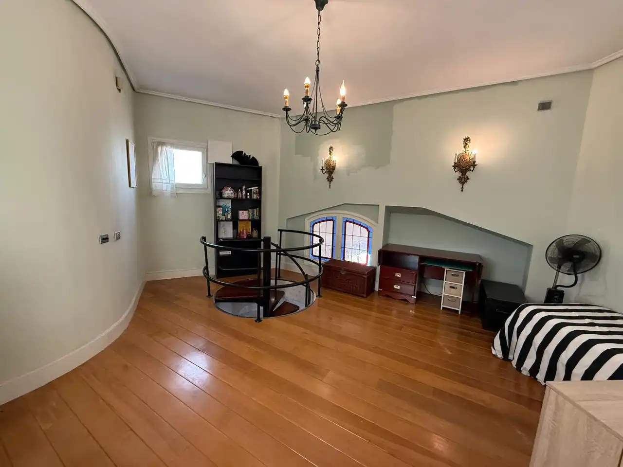 Ático en venta en Castro-Urdiales con Calefacción, Parquet y Terraza