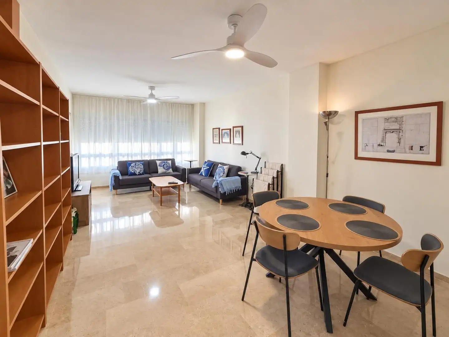 Sala de estar de Piso de alquiler en Málaga con Terraza, Amueblado y Piscina comunitaria