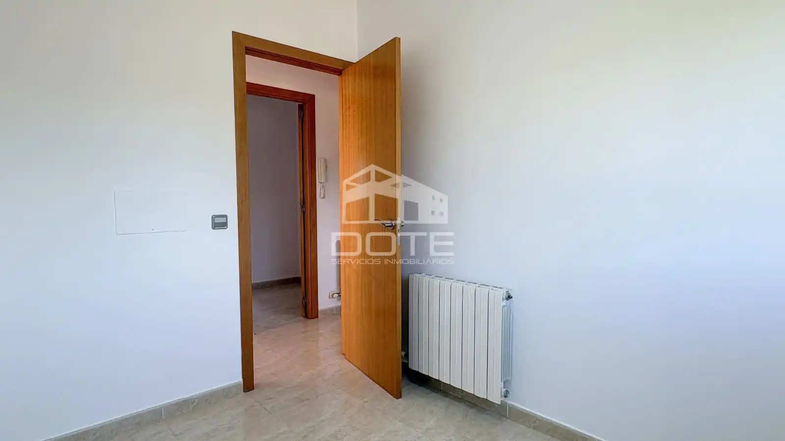 Adossat amb terrassa en venda a Roda de Barà, imagen 59