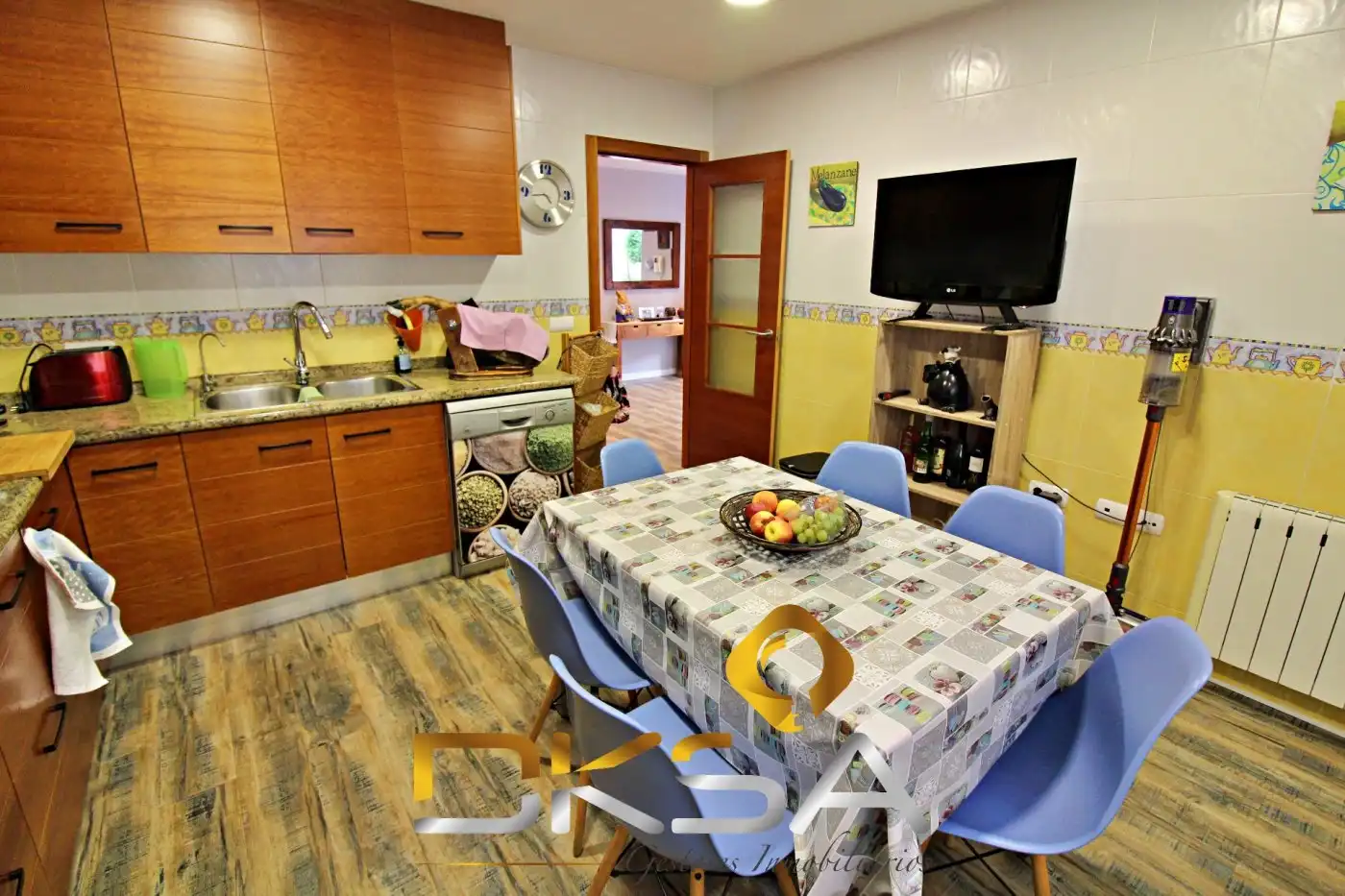 Cuina de Casa o xalet en venda en Benicasim / Benicàssim amb Aire condicionat, Calefacció i Jardí privat