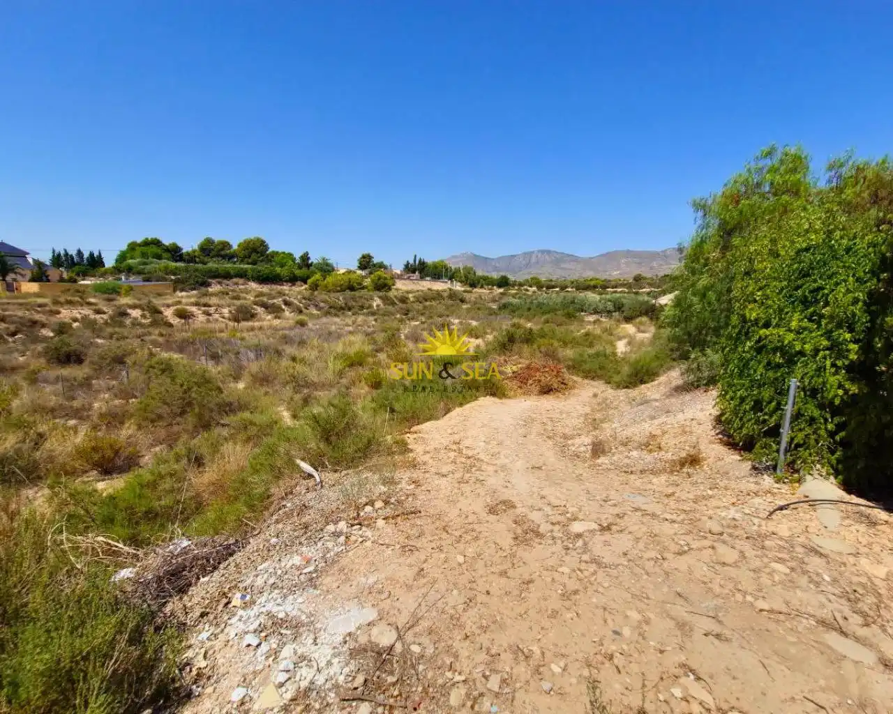 Casa o chalet en venta en Crevillent con Aire acondicionado, Calefacción y Jardín privado