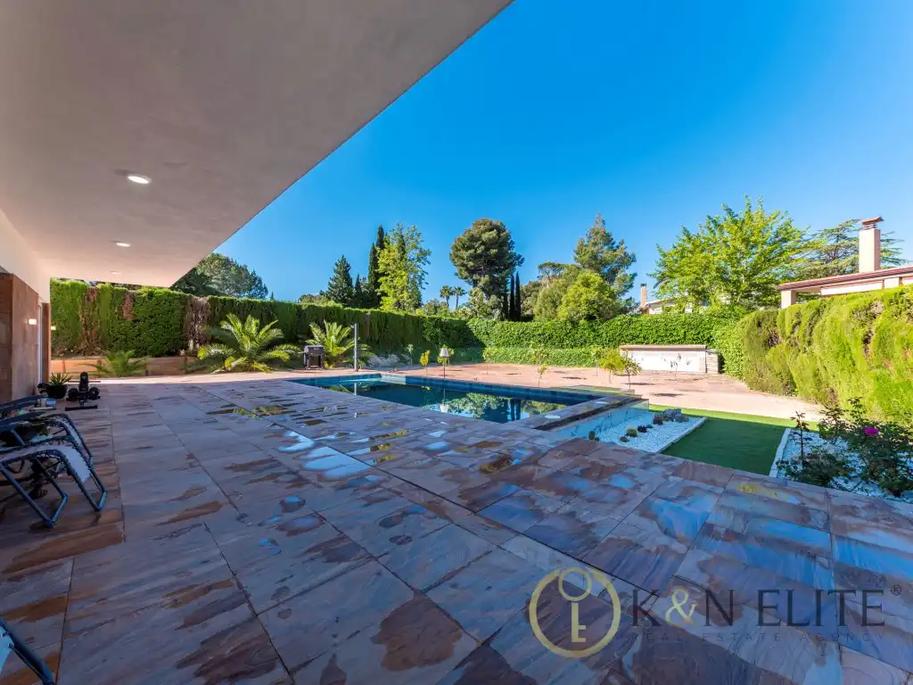 Swimming pool of Houses for sale in Petrer  with Private garden, Terrace and Swimming Pool
