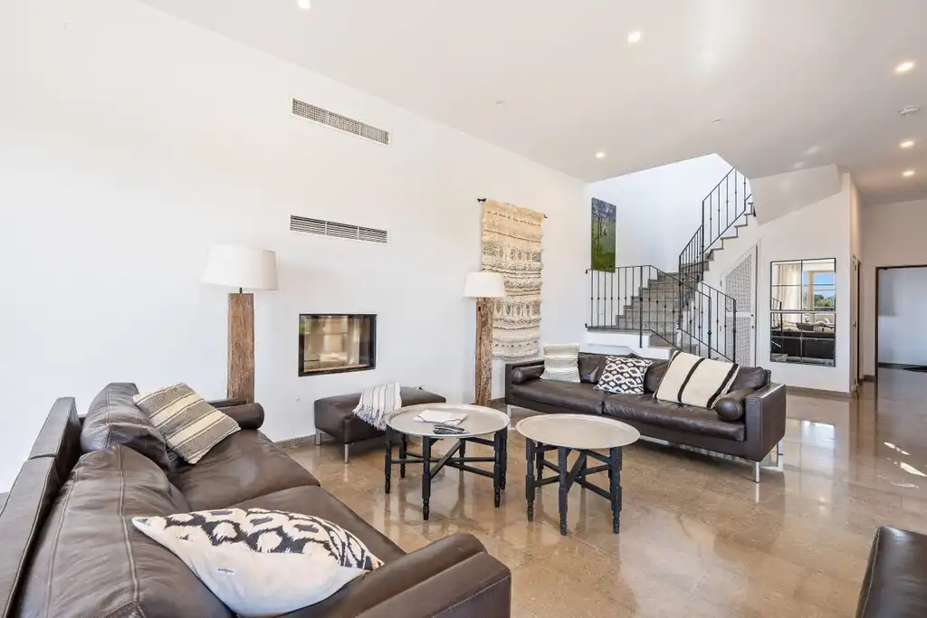 Casa rústica con piscina en venta en Es Llombards, imagen 6