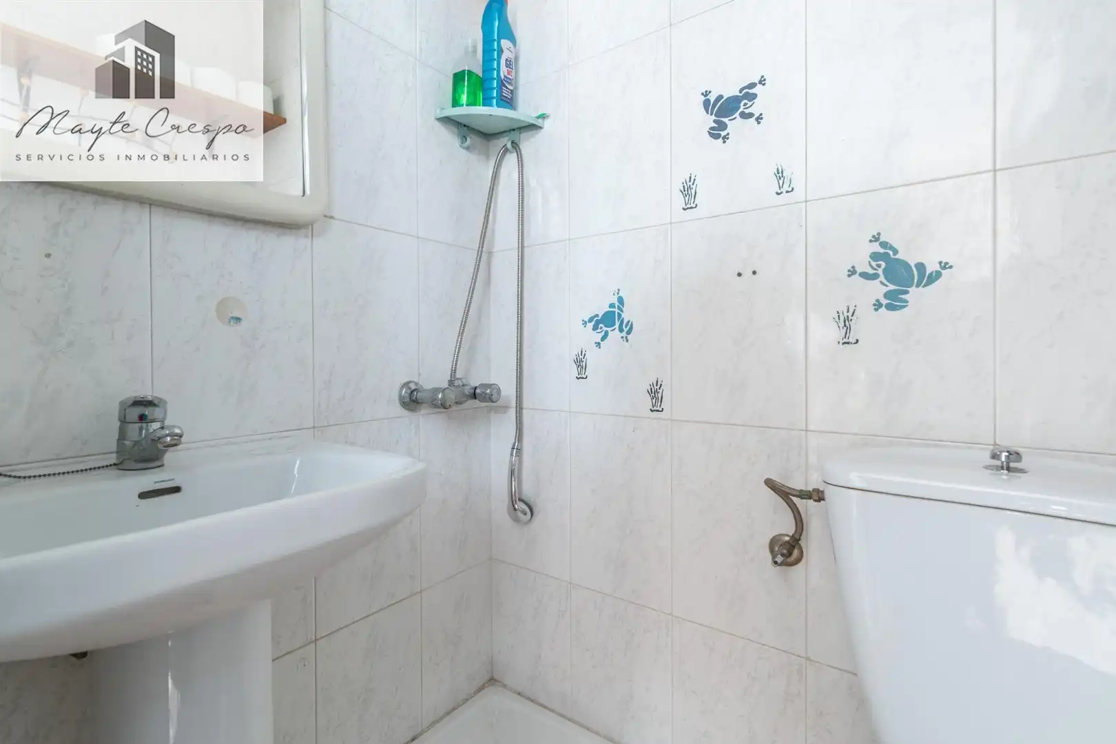 Bany de Casa o xalet en venda en Atarfe amb Aire condicionat, Terrassa i Traster