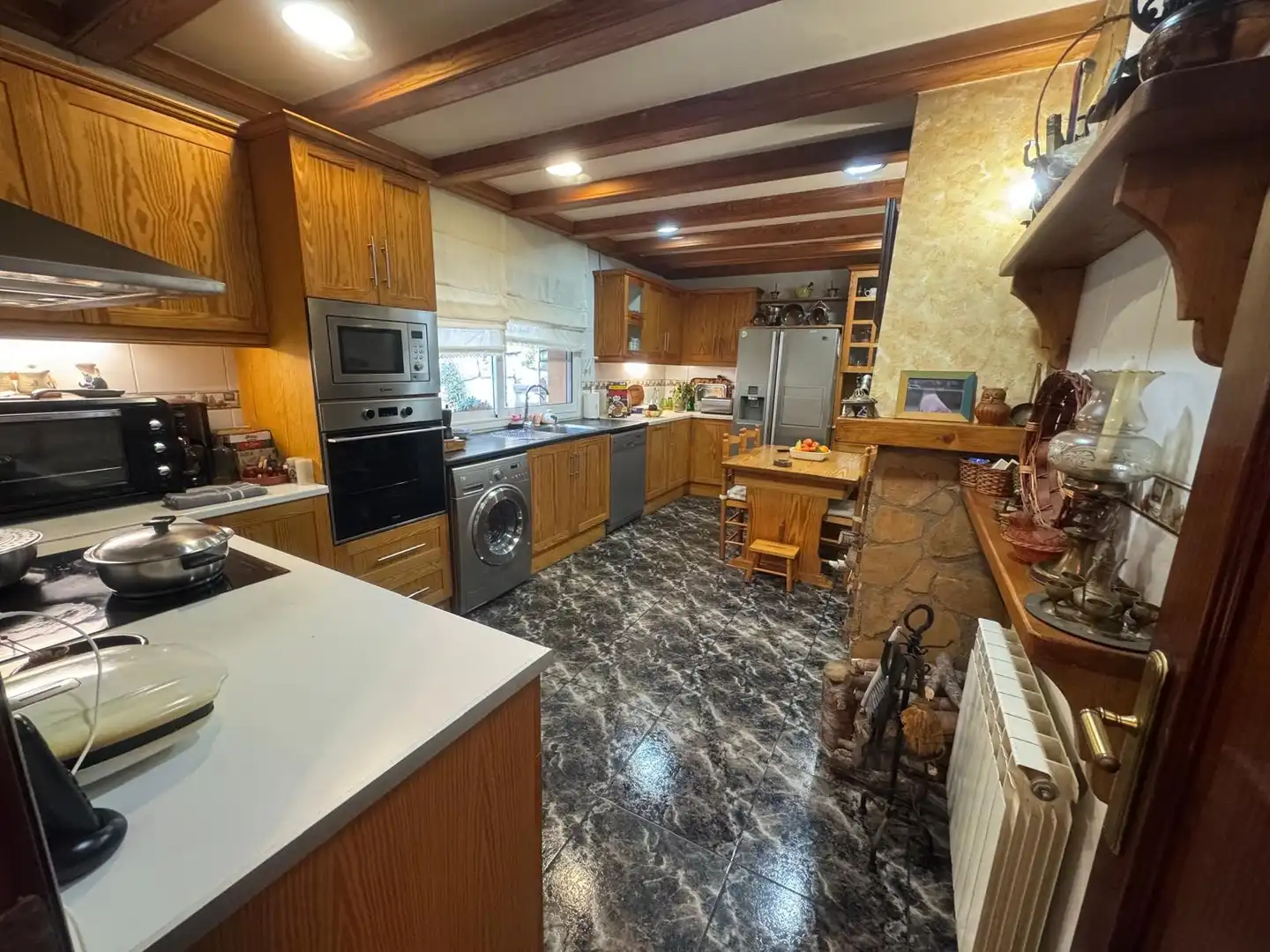 Cocina de Casa o chalet en venta en Corbera de Llobregat con Calefacción, Jardín privado y Terraza
