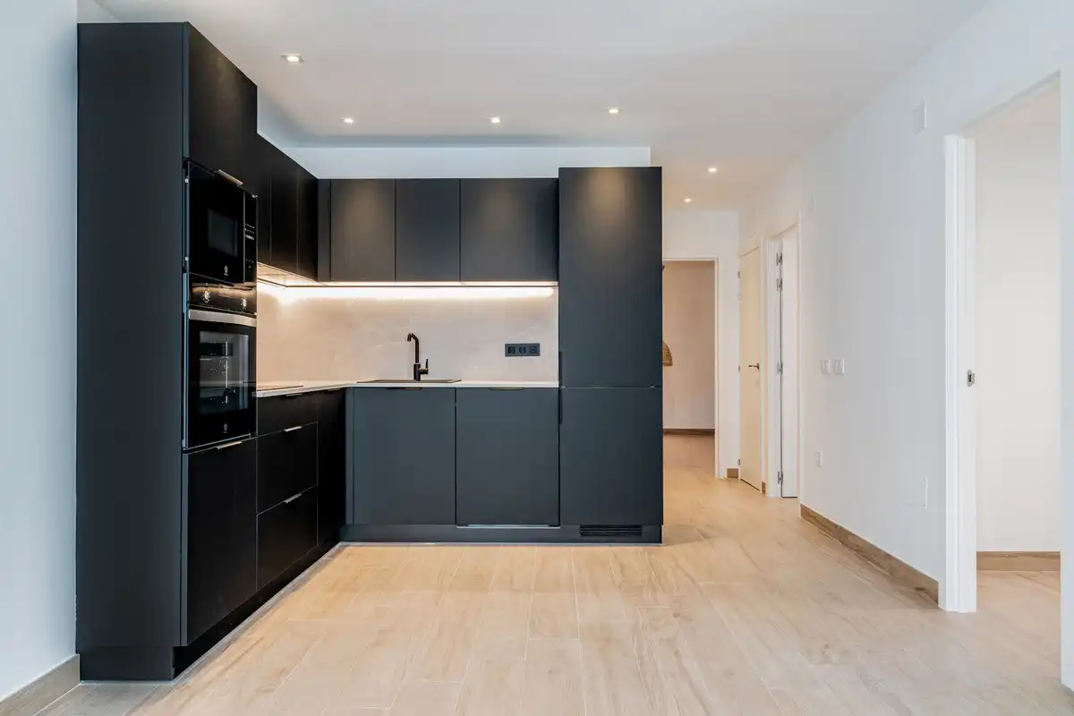 Cuina de Apartament en venda en Marbella amb Aire condicionat, Terrassa i Internet