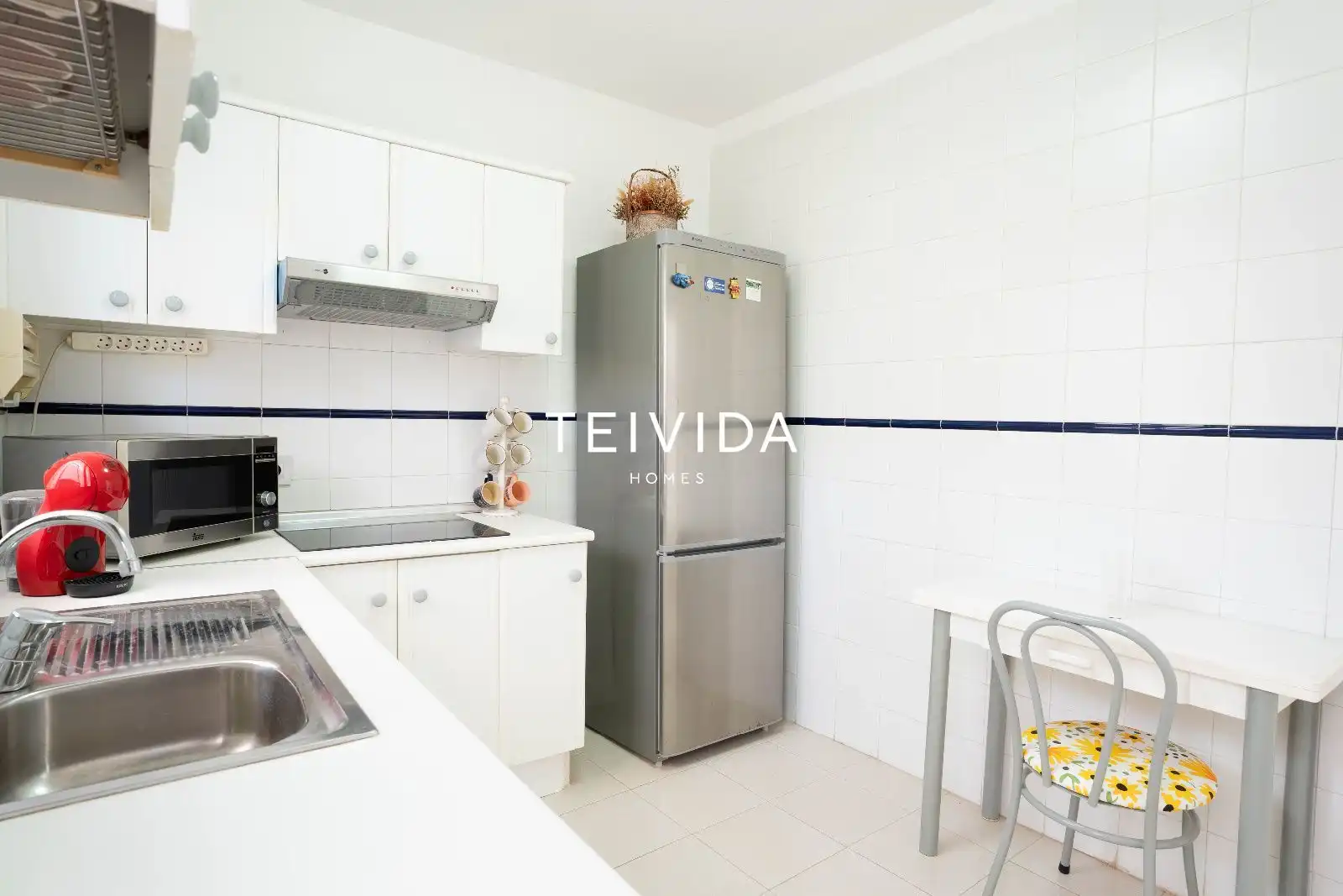 Cocina de Piso de alquiler en Granadilla de Abona con Terraza, Piscina y Amueblado