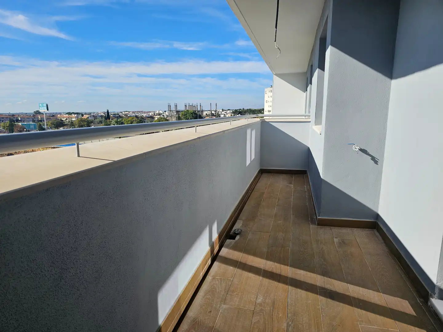 Terrace of Flat for sale in Tomares  with Air Conditioner, Heating and Parquet flooring