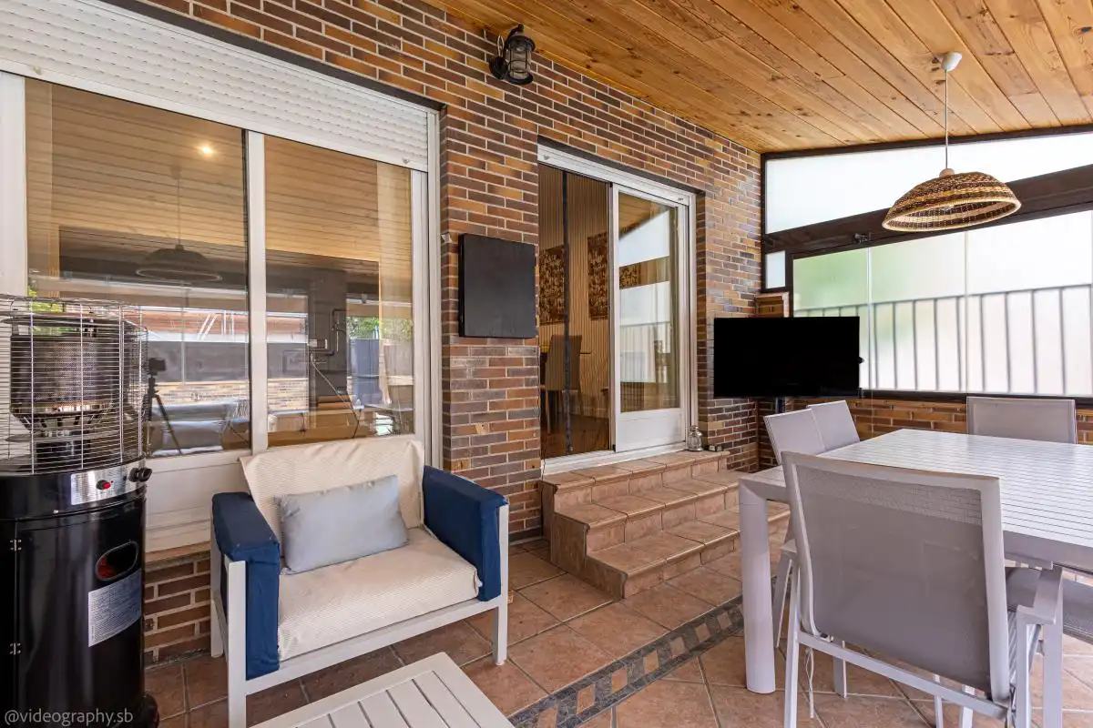 Terrace of Detached homes for sale in Villanueva del Pardillo  with Air Conditioner, Heating and Private garden