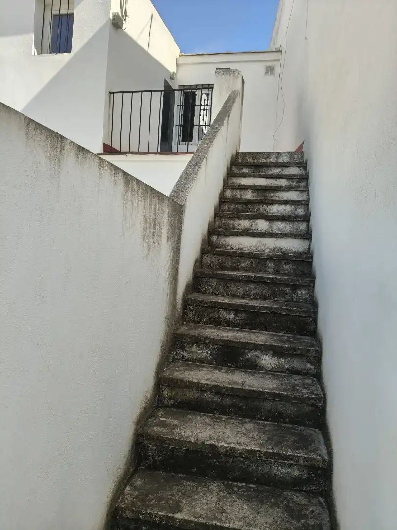 Casa adosada en venta en Villaverde del Río con Piscina