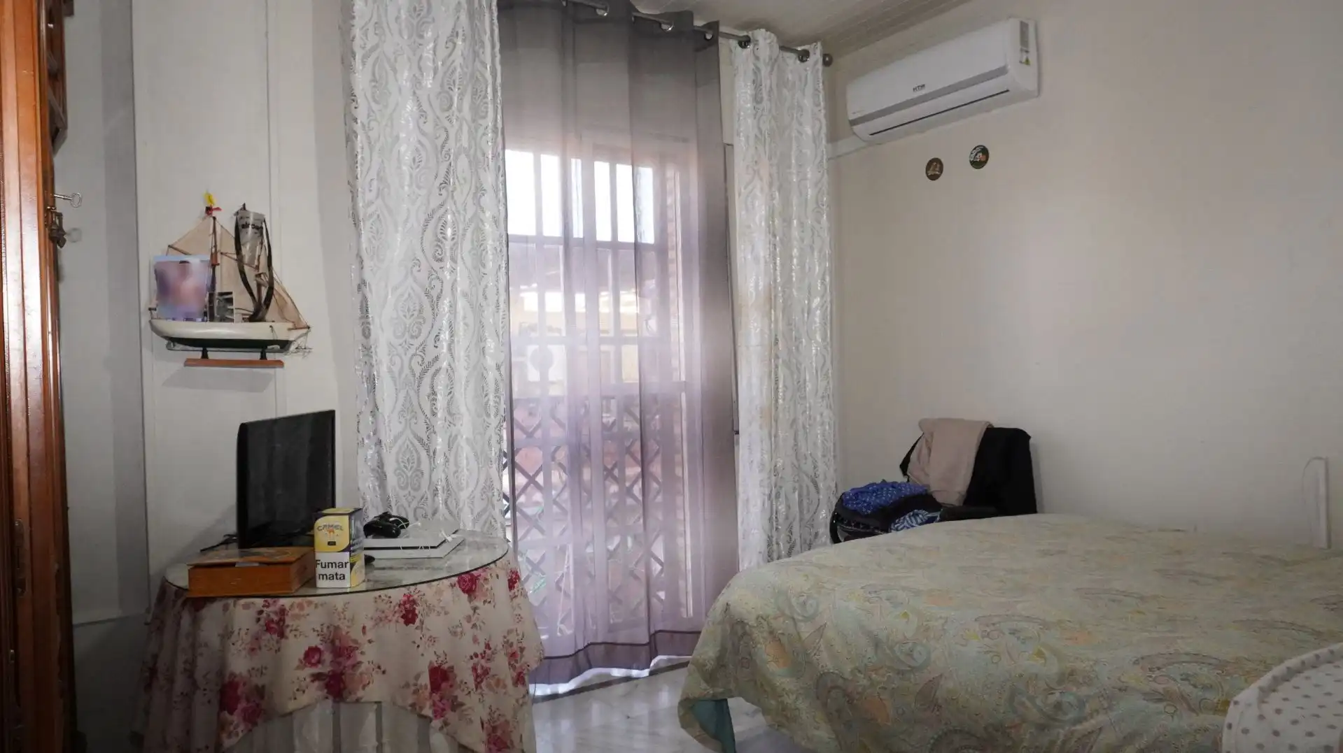Dormitori de Casa adosada en venda en Motril amb Aire condicionat i Terrassa