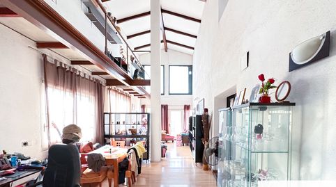 CASA DE 4 HABITACIONES CON TERRENO DE 1671 M2 PARA INVERSORES EN LA URBANIZACIÓN DE MONTBARBAT