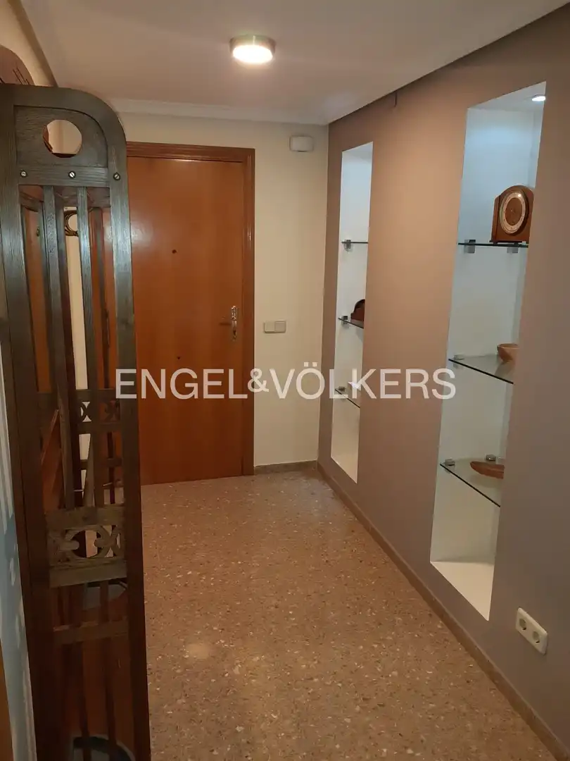 Wohnung zur Miete in Valencia mit Heizung, Terrasse und Balkon