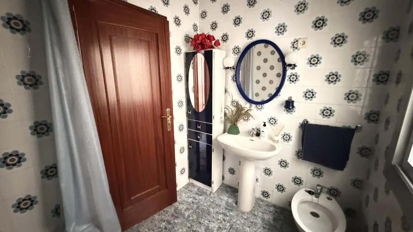 Badezimmer von Wohnung zum Verkauf in Carboneras de Guadazaón mit Terrasse, Abstellraum und Balkon