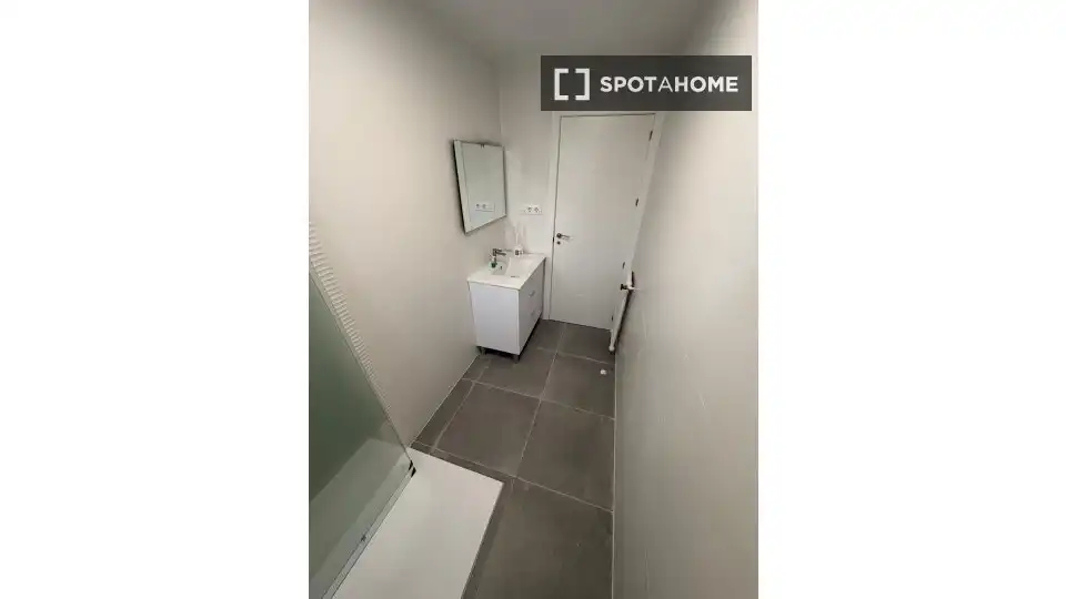 Baño de Piso para compartir en Cartagena con Aire acondicionado, Calefacción y Amueblado