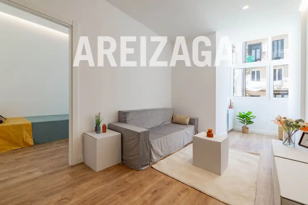 Sala de estar de Piso en venta en Donostia - San Sebastián  con Calefacción, Terraza y Balcón