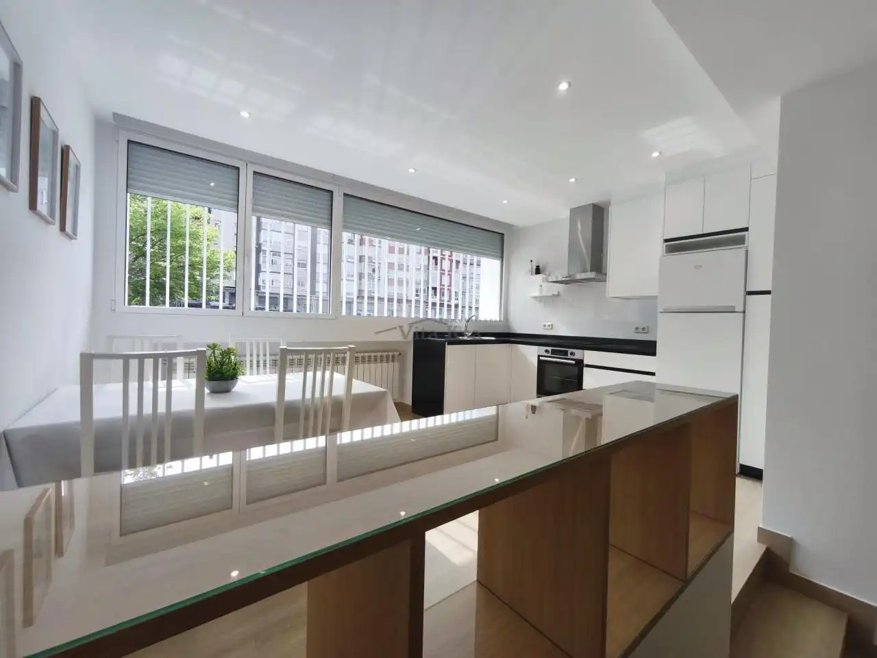 Cocina de Apartamento de alquiler en Ourense Capital  con Aire acondicionado, Calefacción y Amueblado
