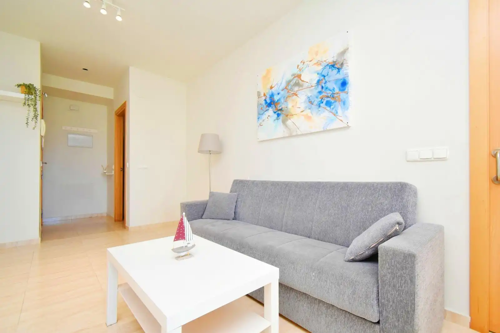 Sala d'estar de Pis en venda en El Ejido amb Aire condicionat, Terrassa i Moblat