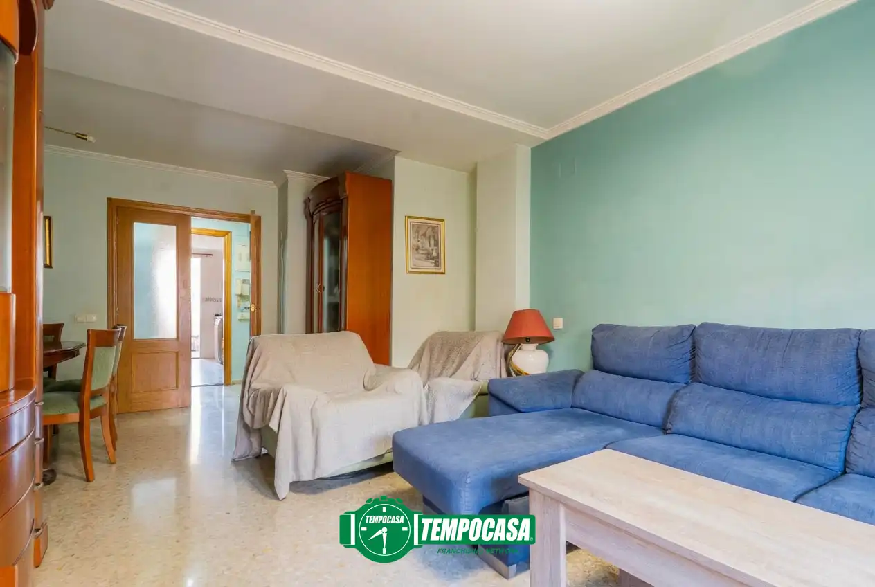 Schlafzimmer von Wohnung zum Verkauf in Valencia mit Klimaanlage und Balkon