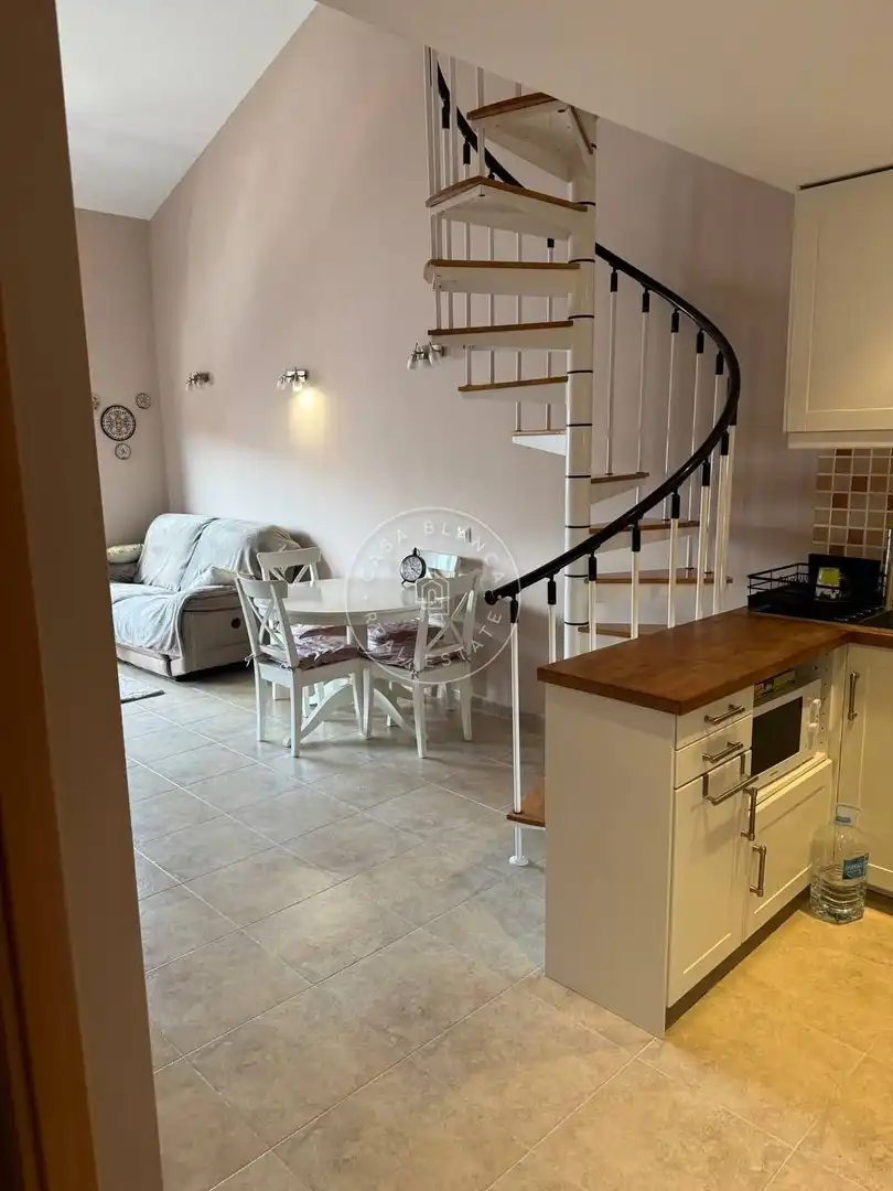 Penthouse mit Pool zum Verkauf in AV PASSAPERA