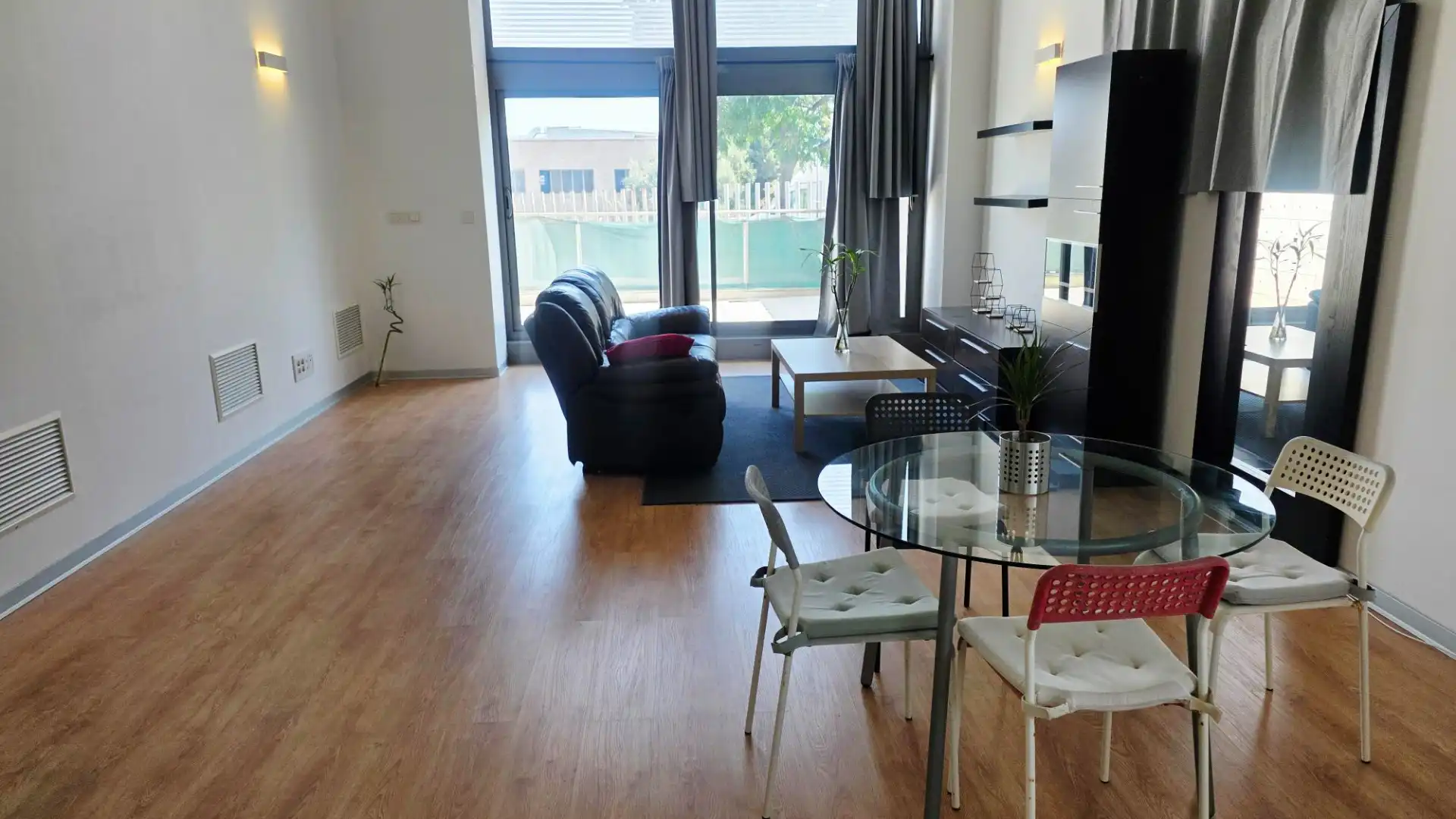 Lofts for sale in Carrer de la Creu Roja, Vara de Quart