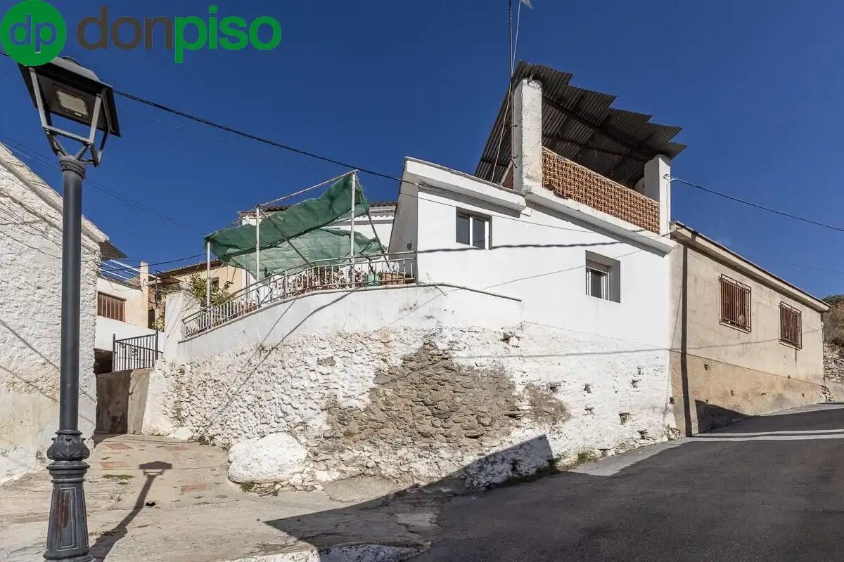Vista exterior de Casa o chalet en venta en Monachil con Trastero y Balcón