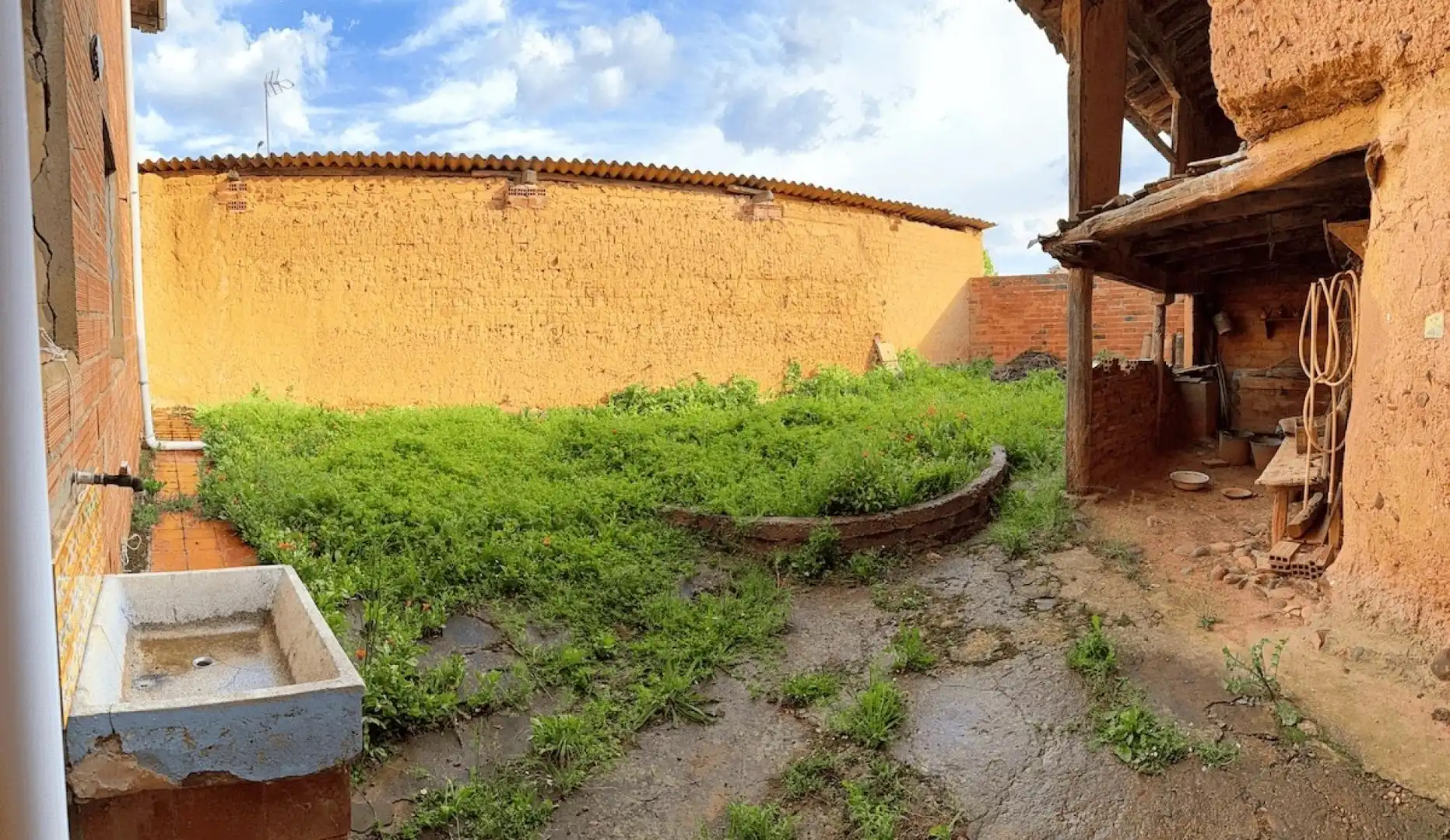Country homes for sale in Santas Martas